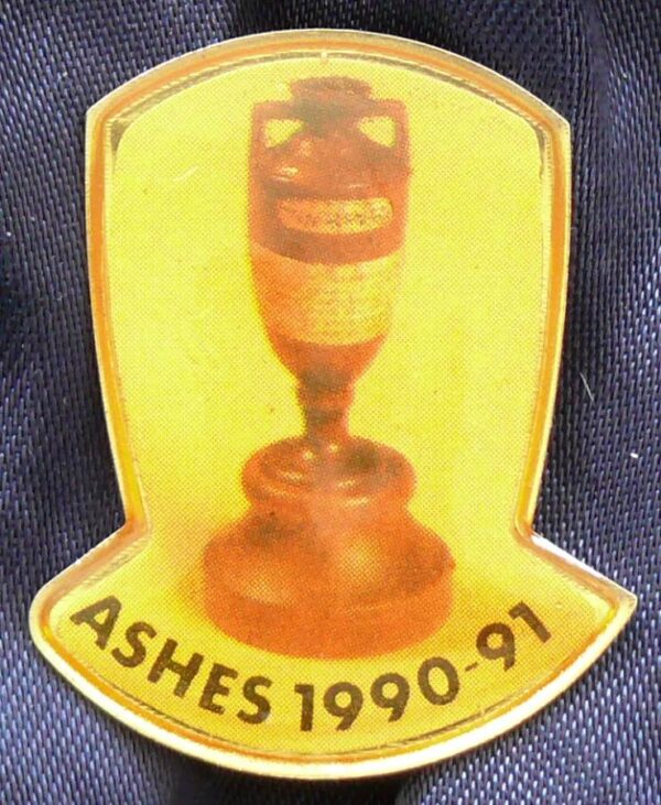 1990-91  Australian Test Cricket Ashes Series Pin